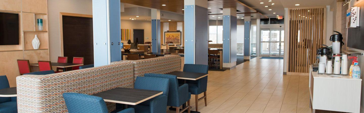 Holiday Inn Express & Suites - Marietta By Ihg Buitenkant foto