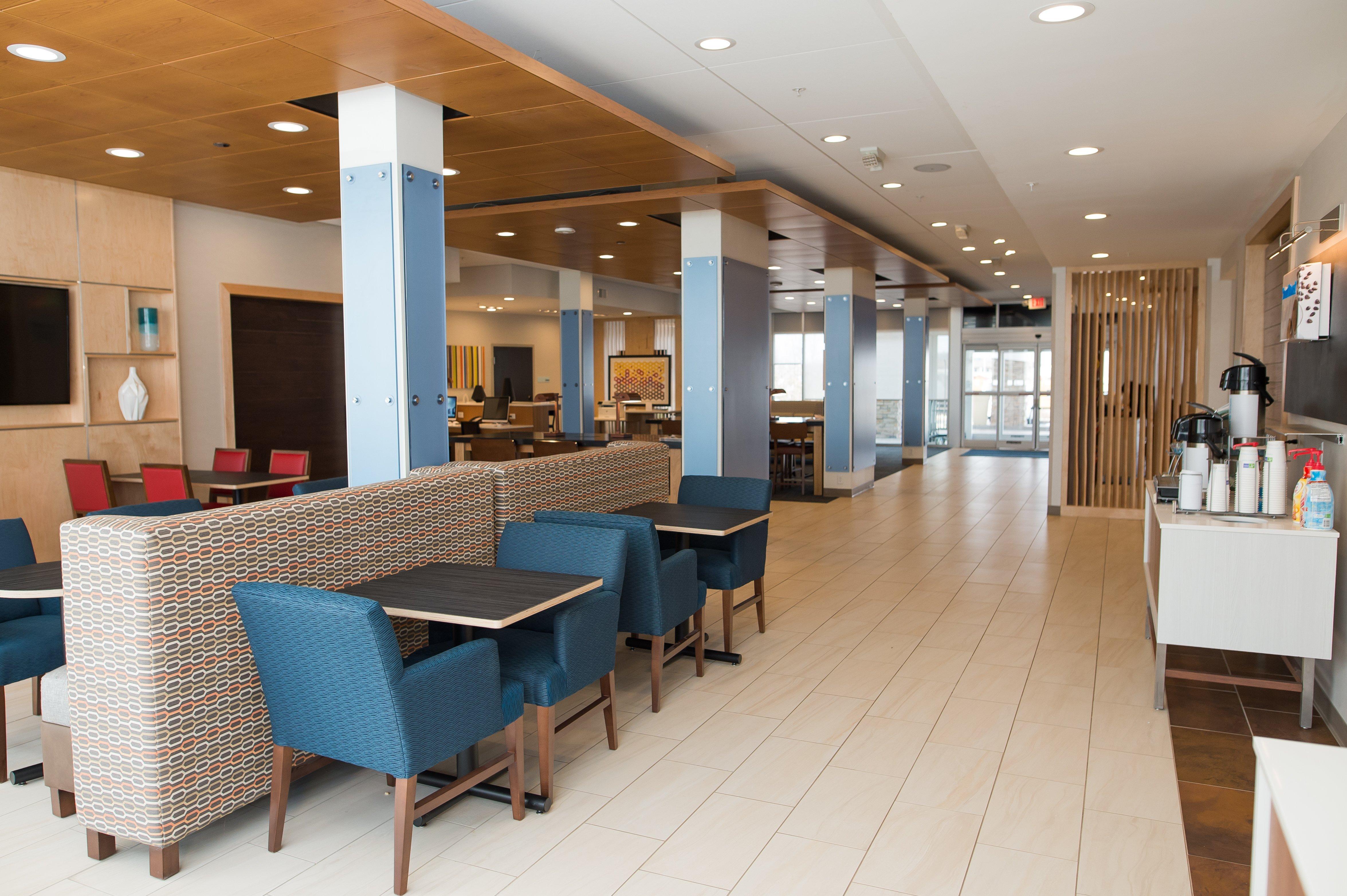 Holiday Inn Express & Suites - Marietta By Ihg Buitenkant foto